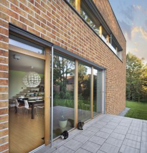 hf-15-rainbow-brick